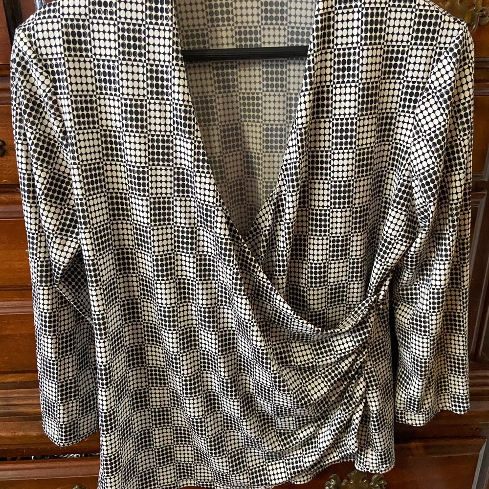 Top with sleeves